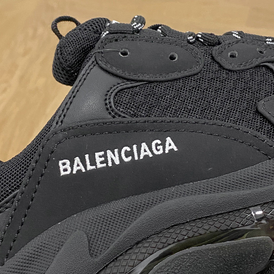 Balenciaga TRIPLE S CLEAR SOLE SNEAKER IN BLACK