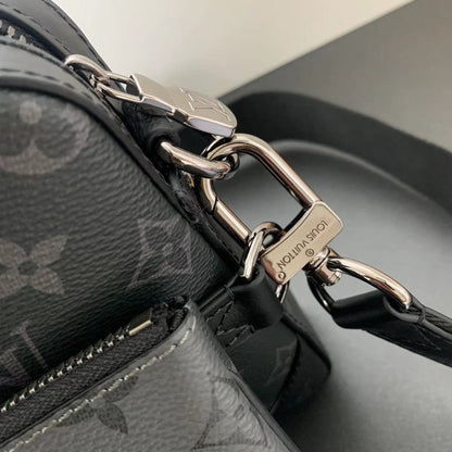 LV Trio Messenger M69443