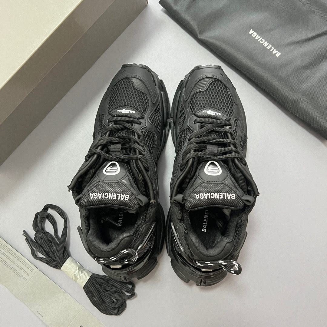 BALENCIAGA RUNNER Black Mate