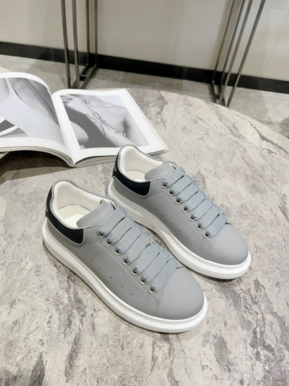 Alexander McQueen Oversized Sneakers Larry