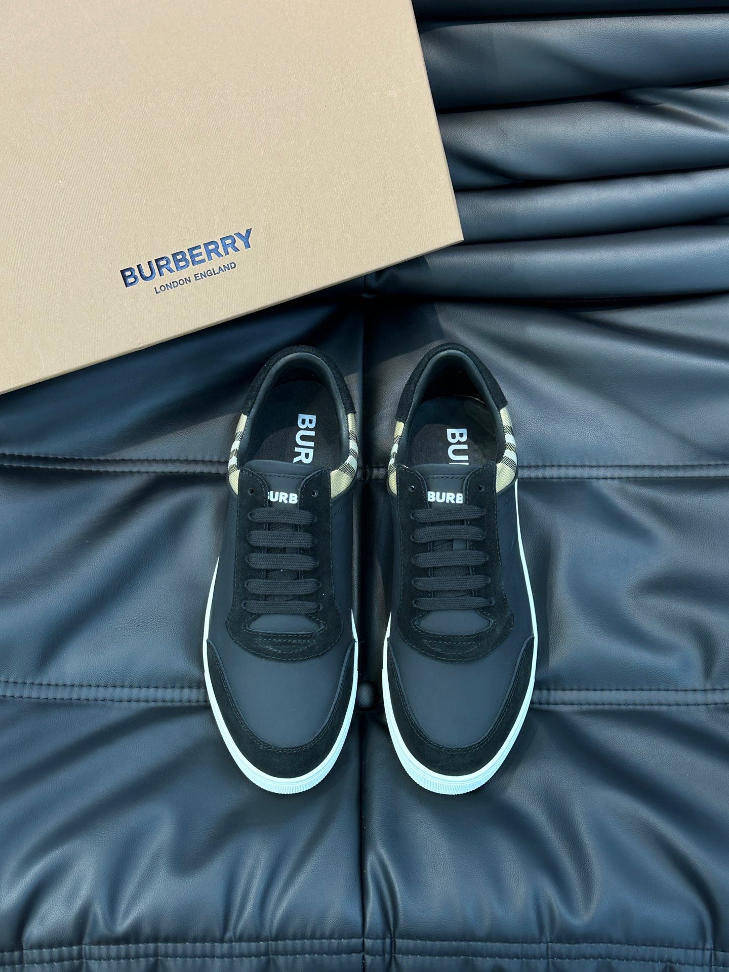 Burberry Sneaker Check