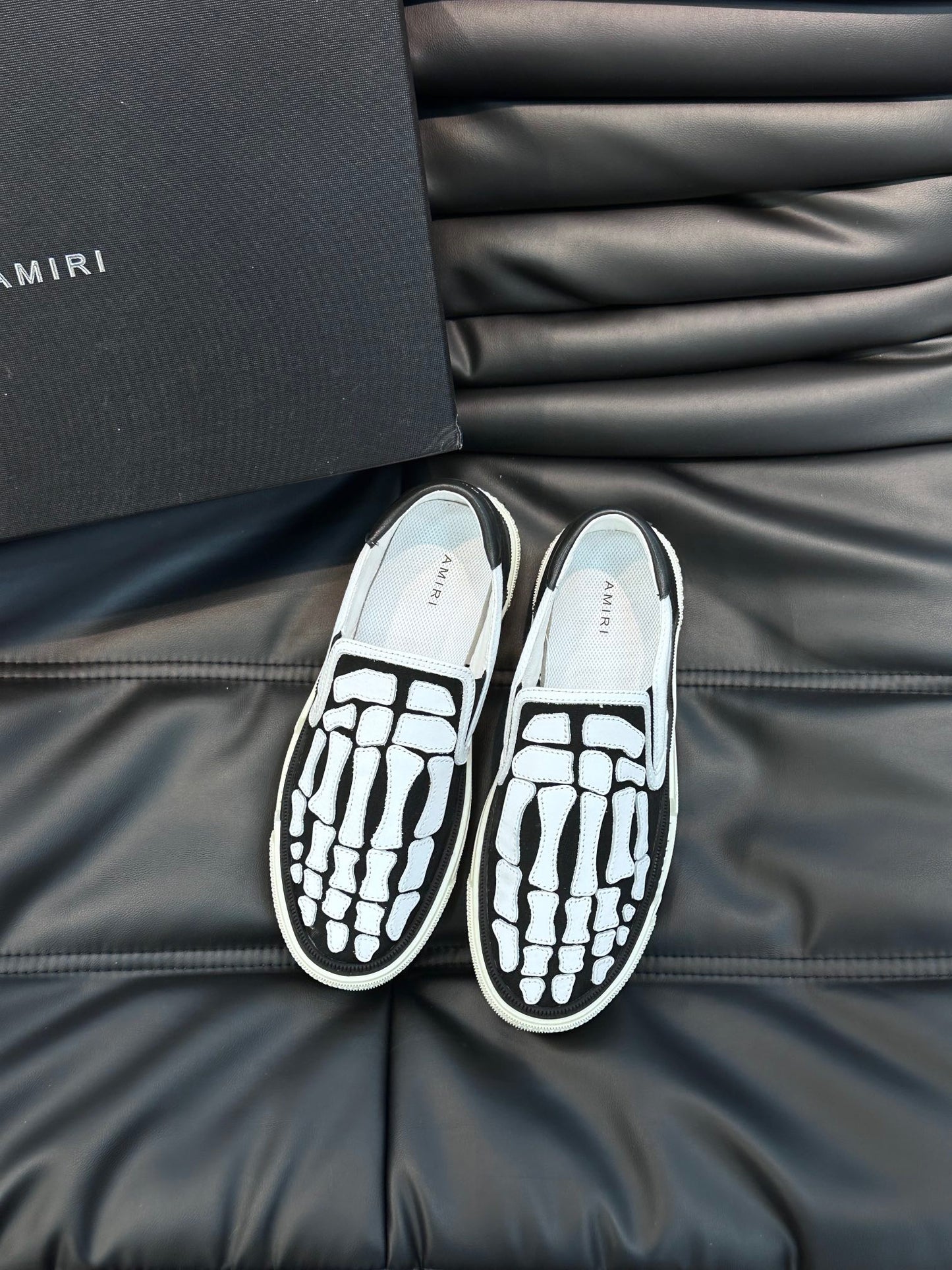 AMIRI - SKEL COURT SLIP ON White/Black