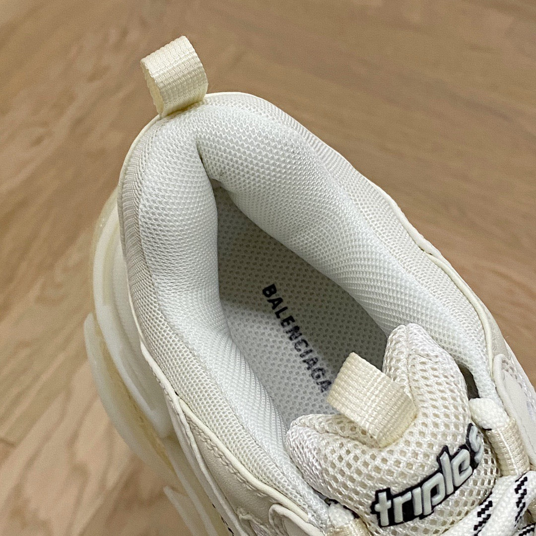 Balenciaga TRIPLE S CLEAR SOLE SNEAKER IN WHITE