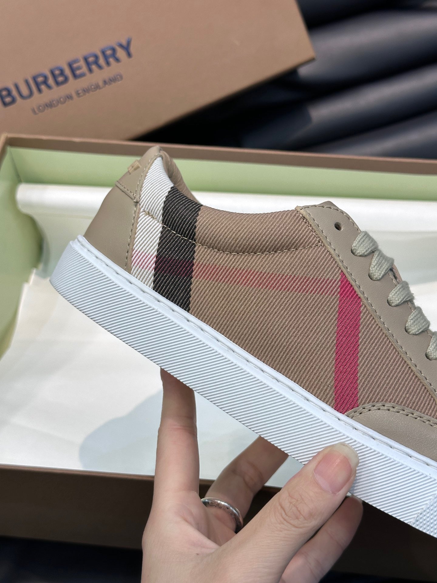 Burberry Salmond Check Low Top Sneaker