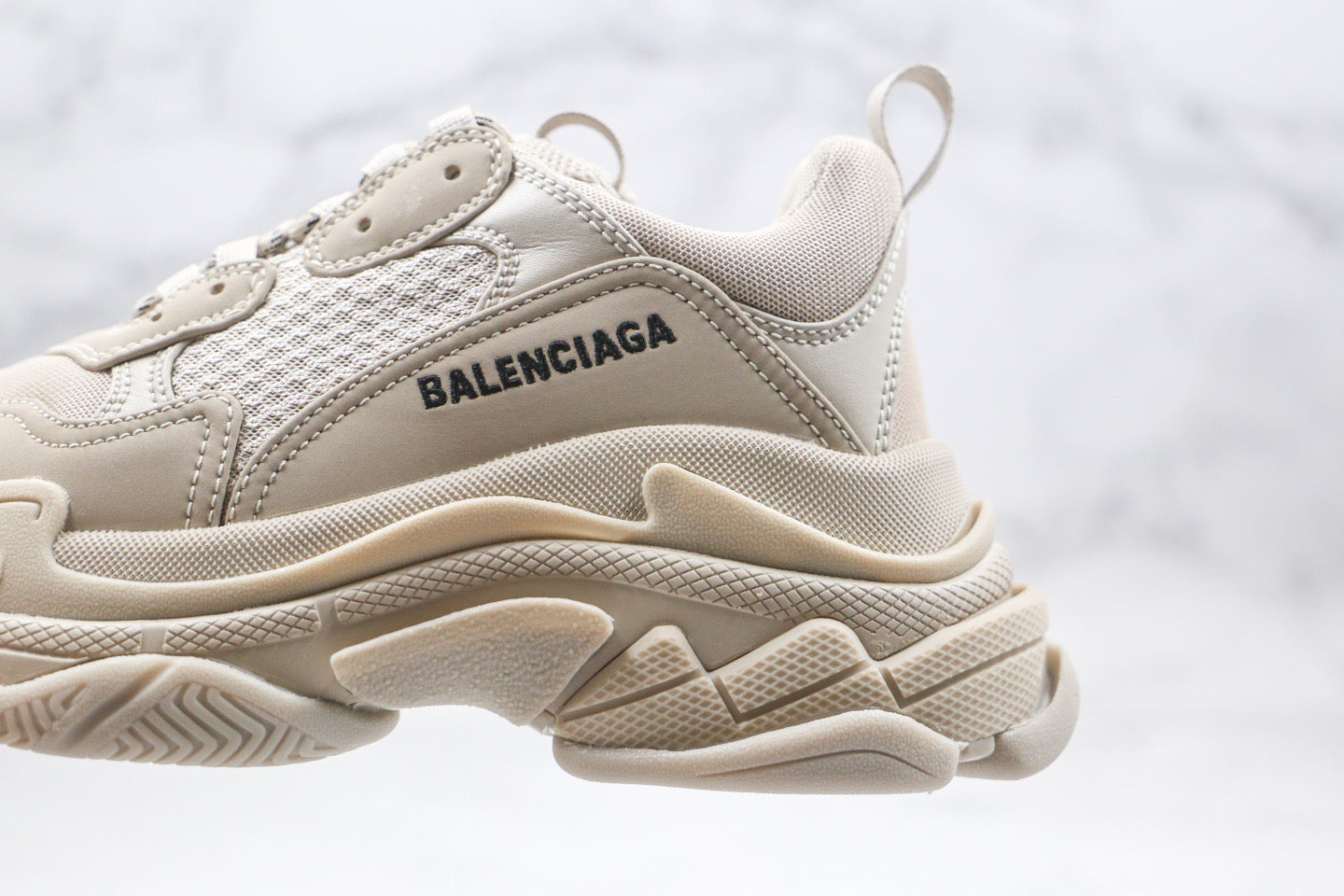 BALENCIAGA TRIPLE S SNEAKER IN BEIGE