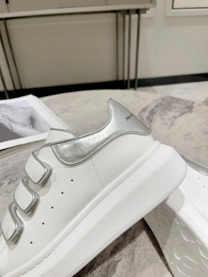 Alexander McQueen Oversized Sneakers Larry