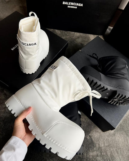 BALENCIAGA SKIWEAR - ALASKA LOW BOOT IN WHITE