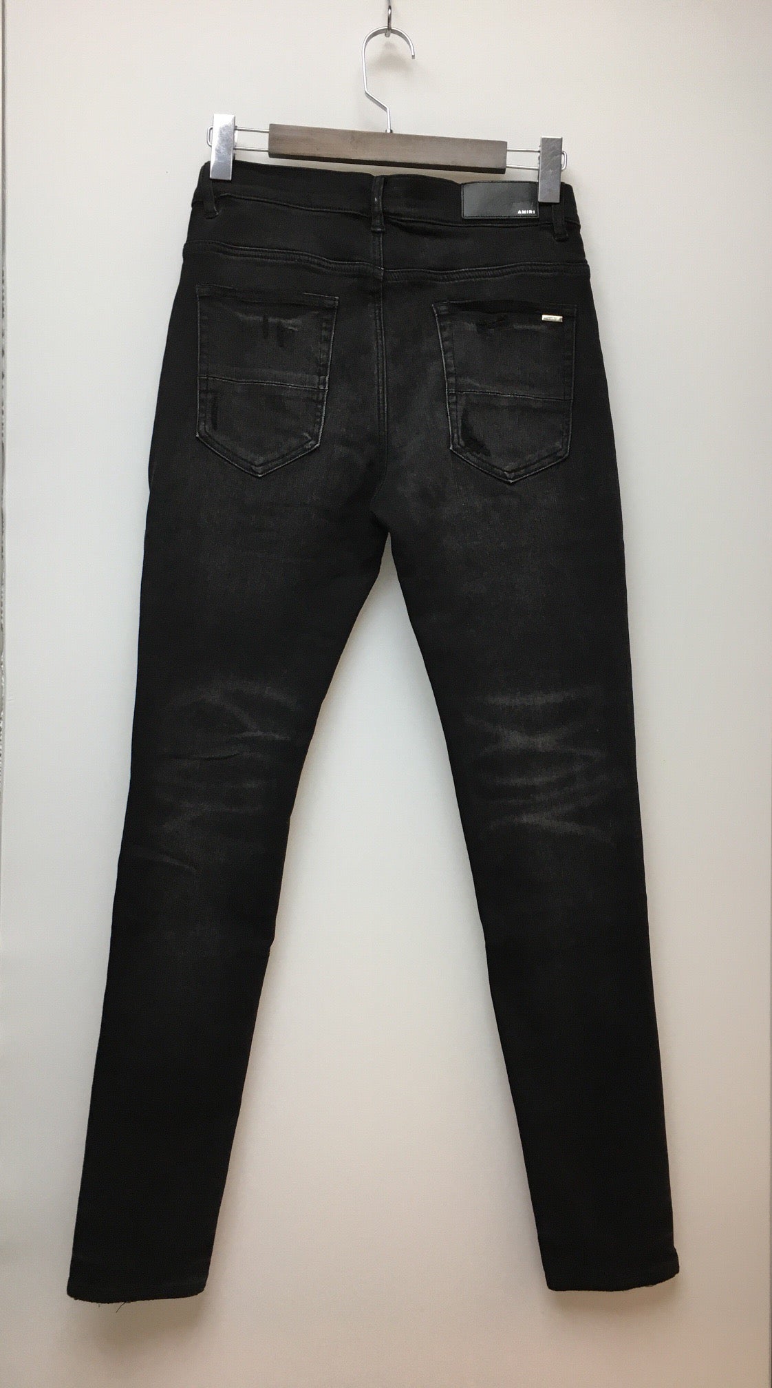 AMIRI JEANS TAPERED LEG