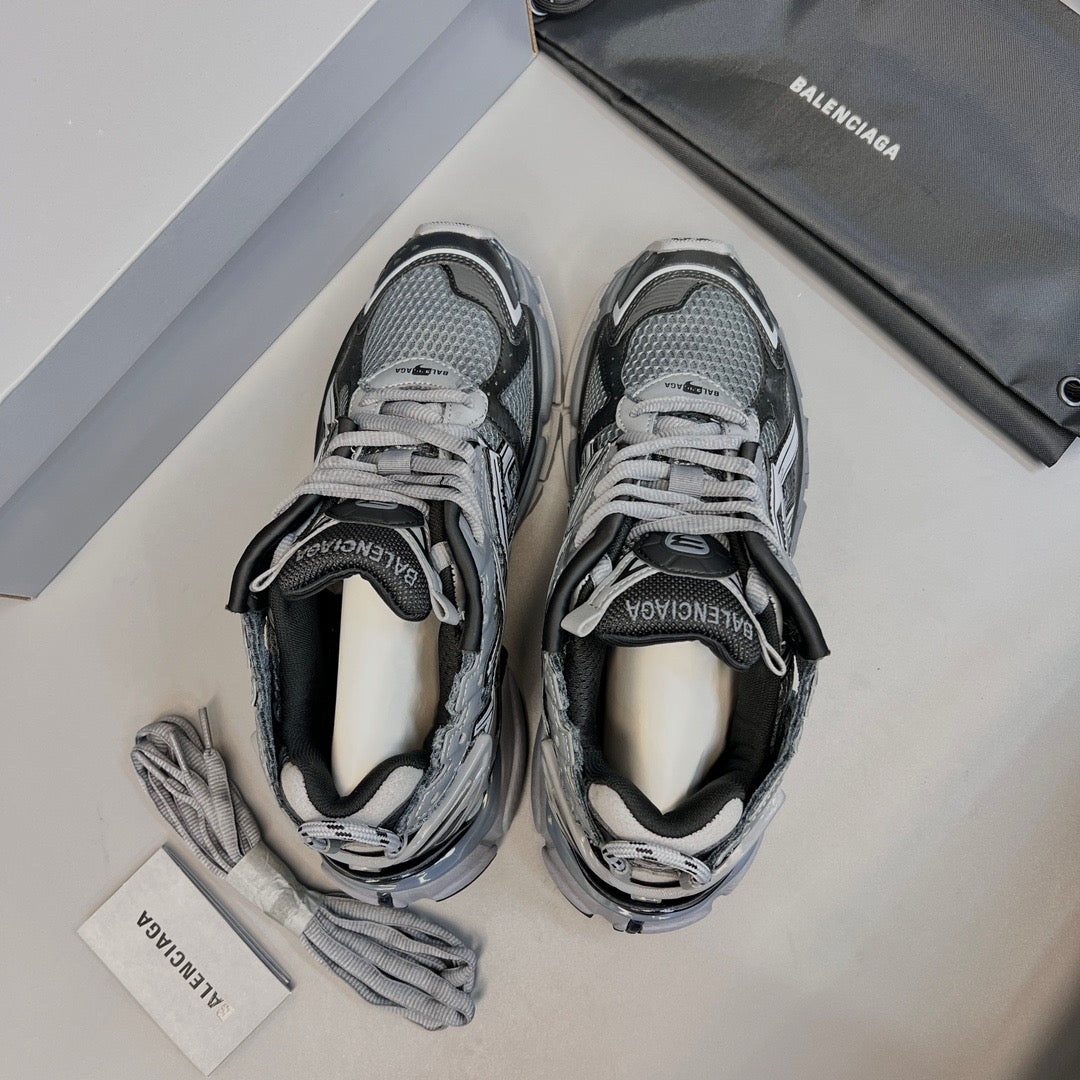 BALENCIAGA RUNNER Black