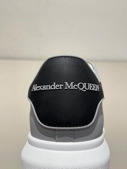 Alexander McQueen Oversized Sneakers Larry