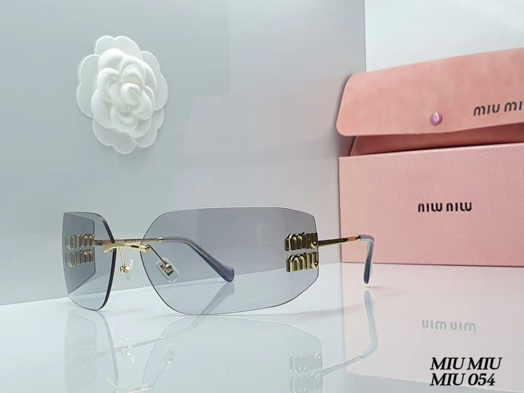 MIU MIU Lentes de sol