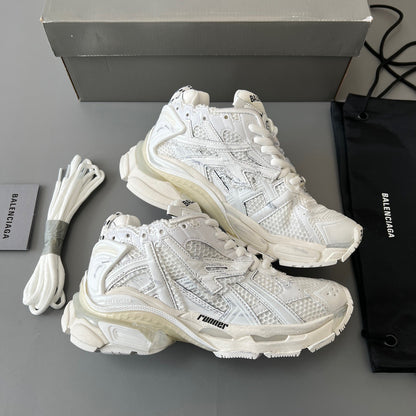 BALENCIAGA RUNNER White Beige 2