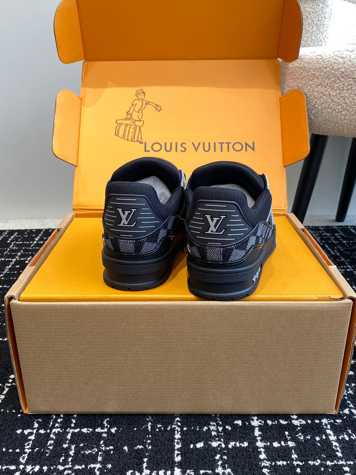 LV Trainer Sneaker 1ACWD6