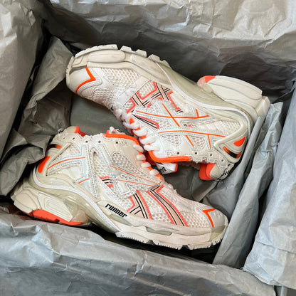 BALENCIAGA RUNNER White Fluo Orange