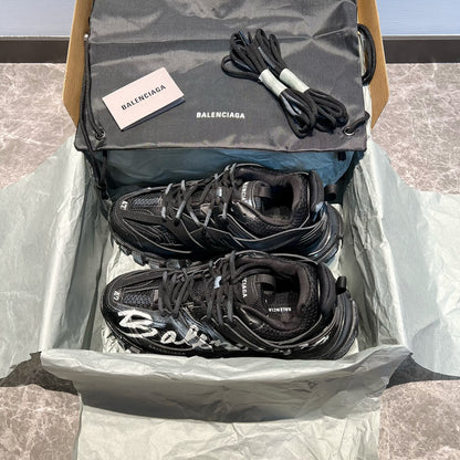 Balenciaga Track Signature Black