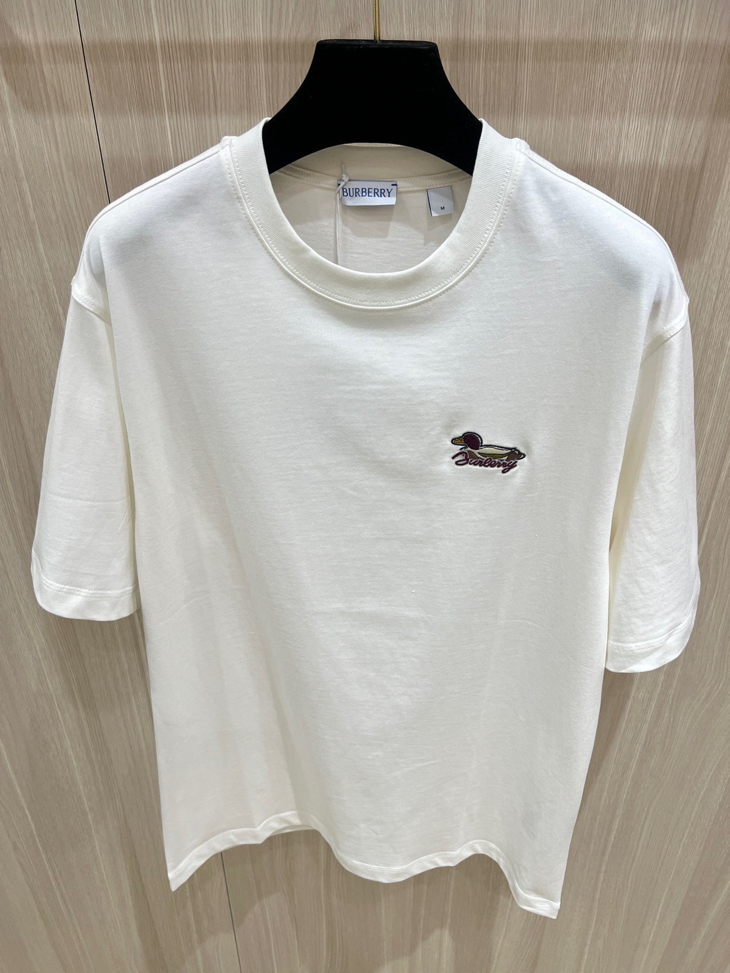 BURBERRY Logo Embroidered Cotton T-Shirt (Varios colores)