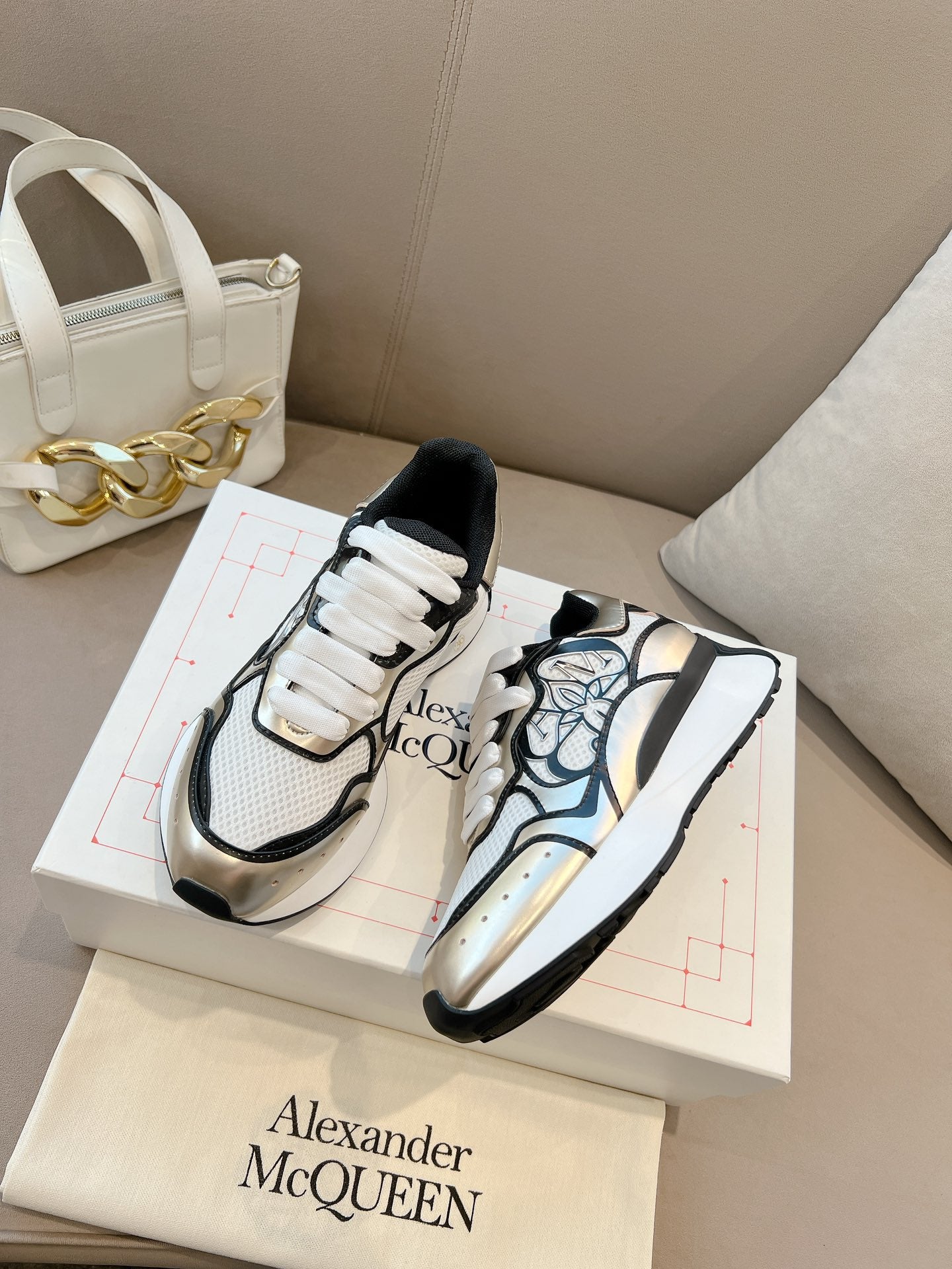 Alexander McQueen Sprint Runner Sneakers