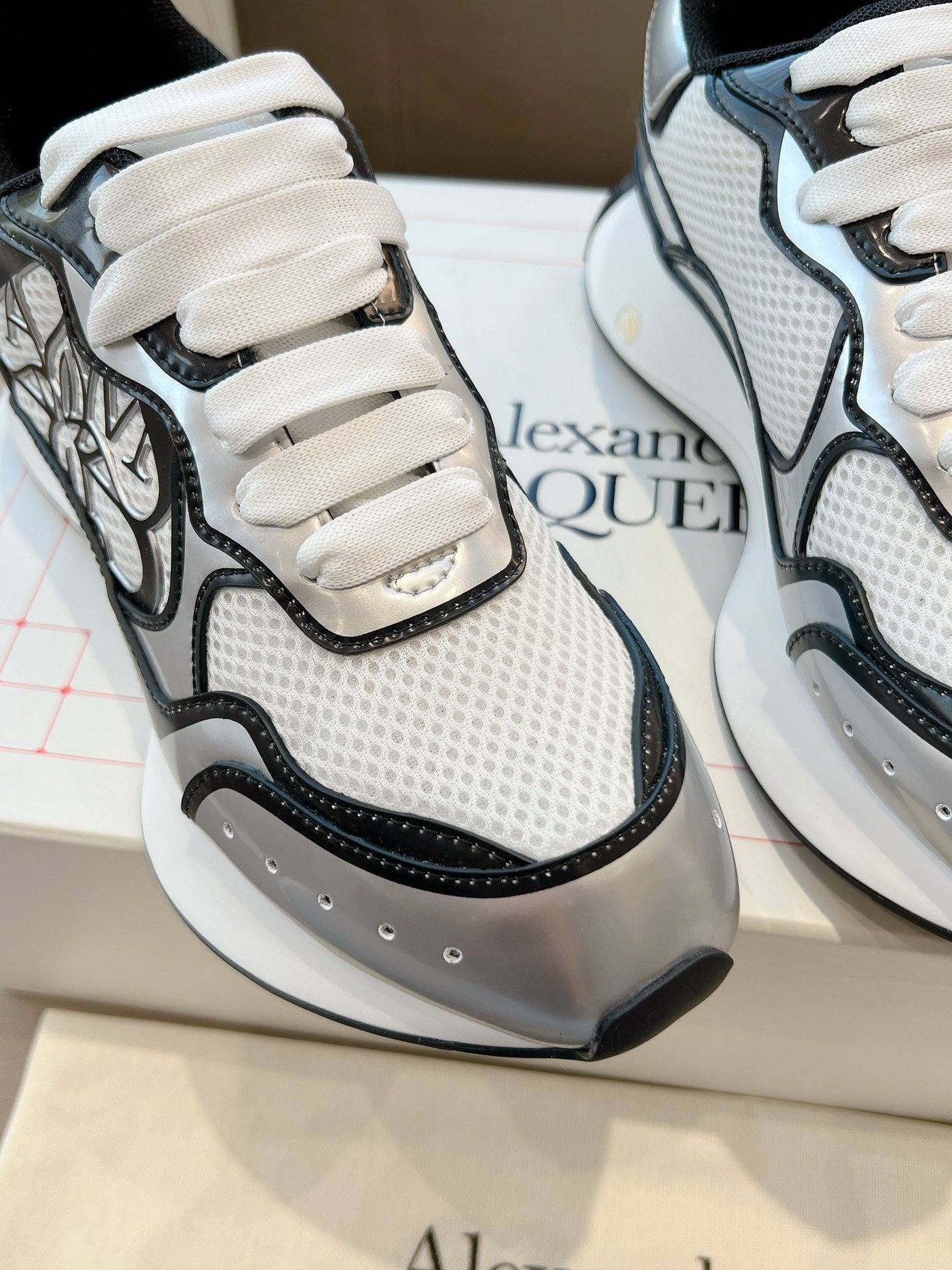 Alexander McQueen Sprint Runner Sneakers