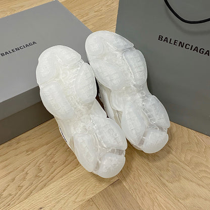 Balenciaga TRIPLE S CLEAR SOLE SNEAKER IN WHITE