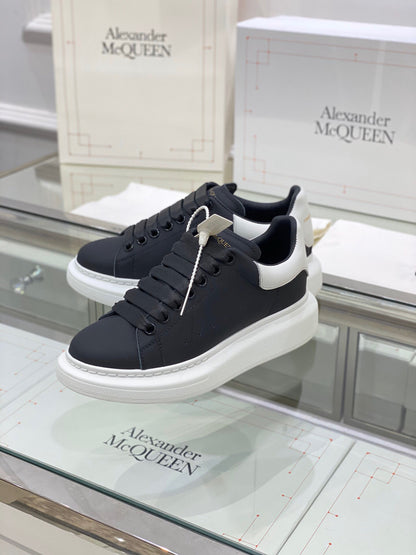 Alexander McQ - Varios Modelos