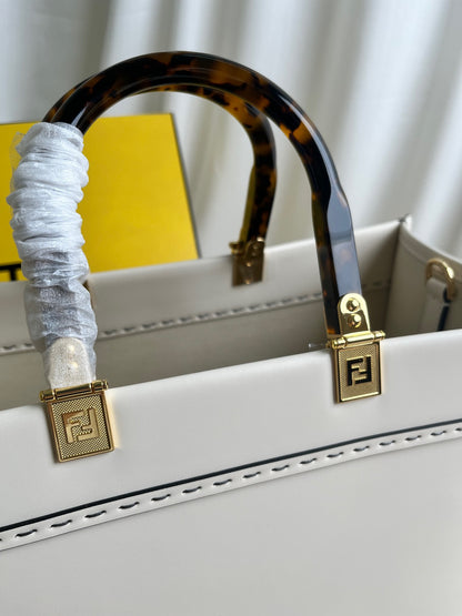 FENDI Sunshine midium tote bag White