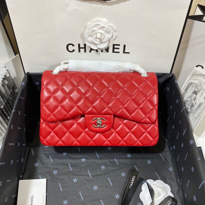 CHANEL CLASICA CIERRE PLATEADO