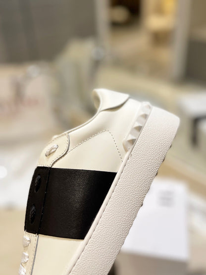 VALENTINO Open Leather