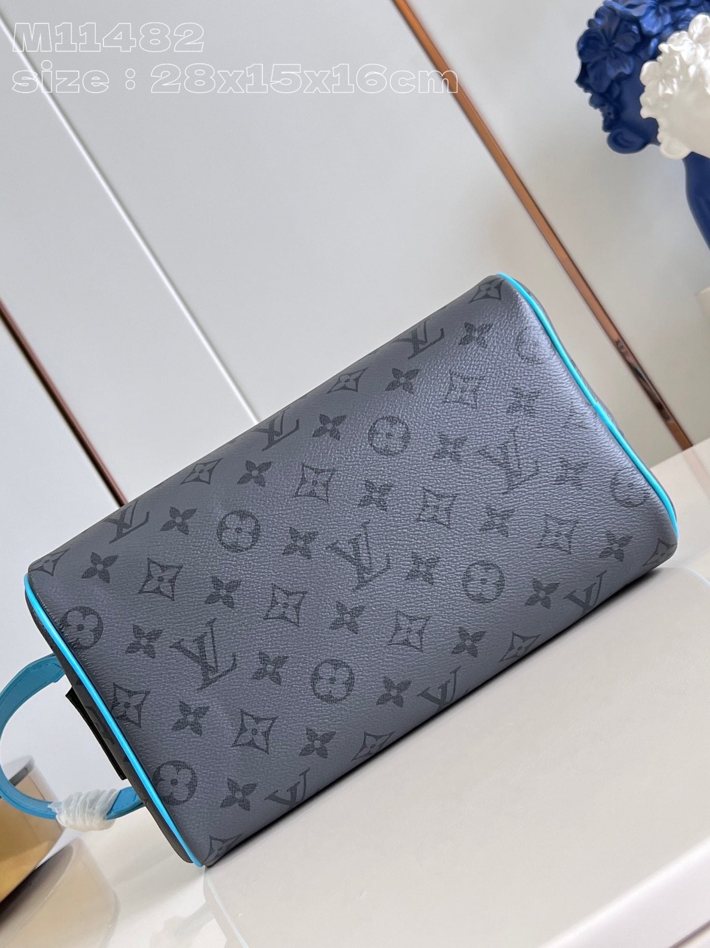 LV M11482 Dopp Kit 2024