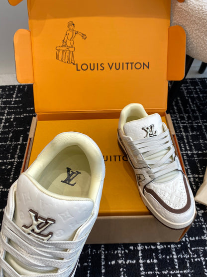 LV Trainer Sneaker 1ACR5J