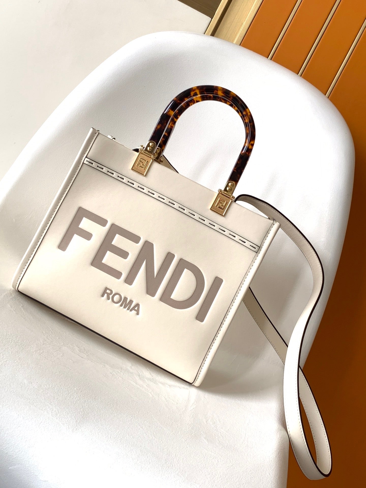 FENDI Sunshine small tote bag white