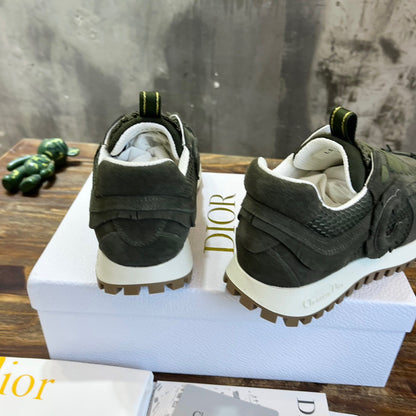 DIOR C'EST DIOR SNEAKER