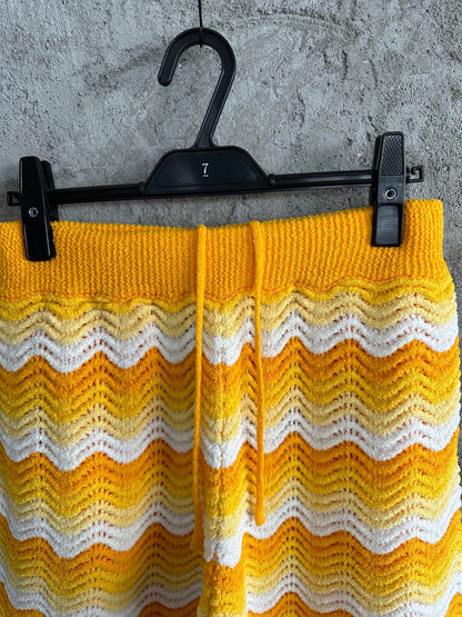 CASABLANCA WAVY GRADIENT OPEN KNIT CROCHET SHORTS