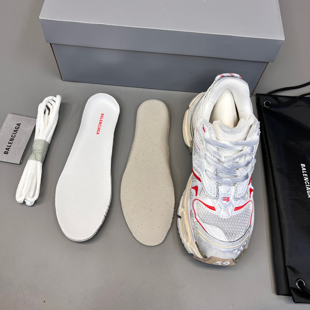 BALENCIAGA RUNNER White Beige Red