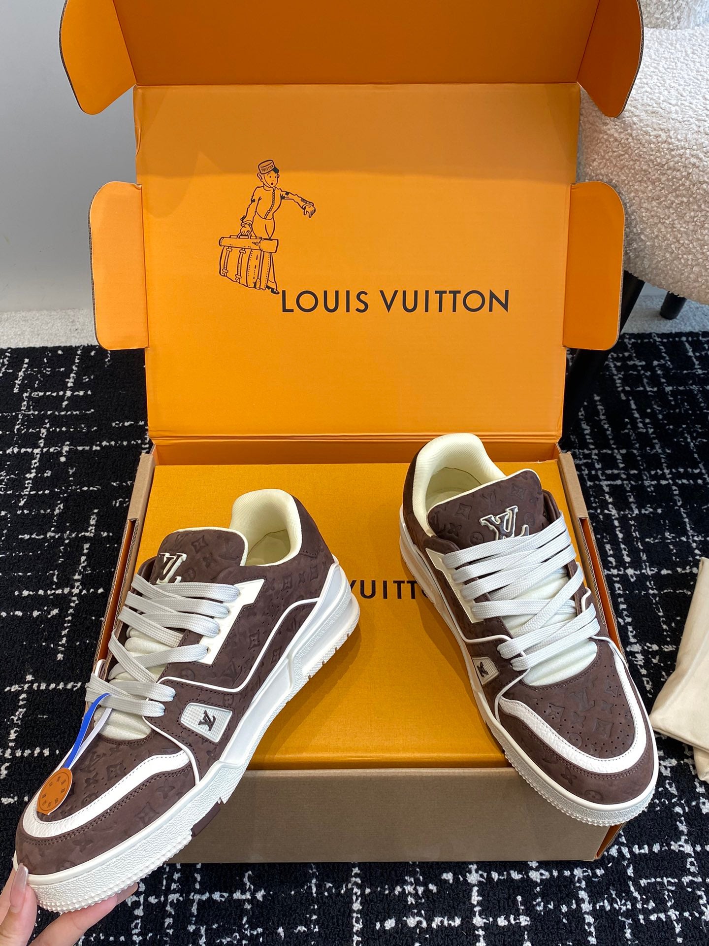 LV Trainer Sneaker Gamusa Marron