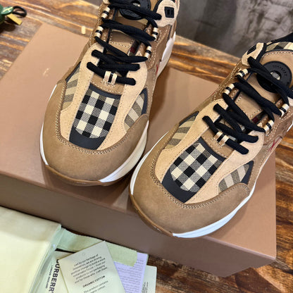 Burberry Beige Leather And Check Print Trainer