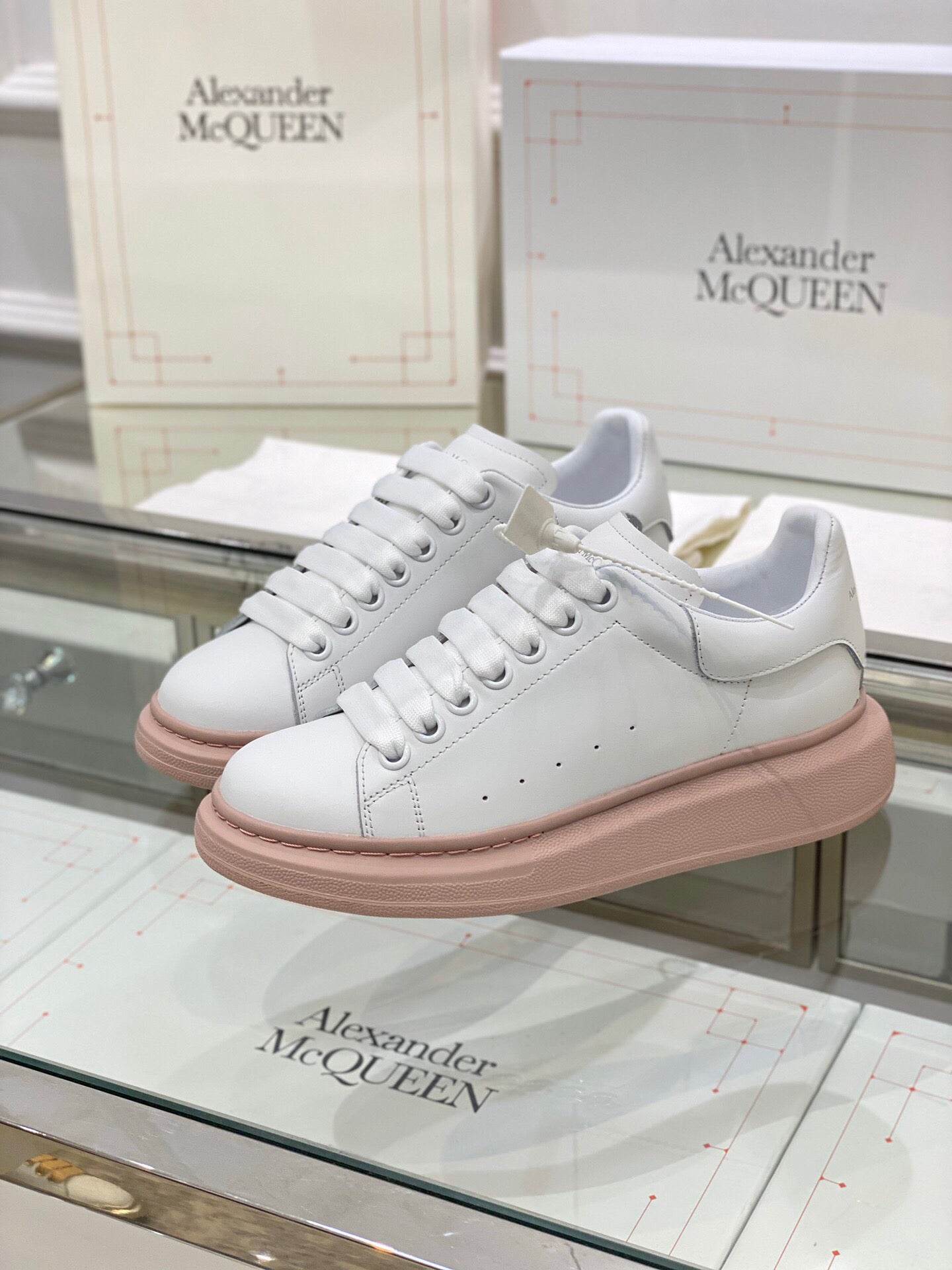 Alexander McQ - Varios Modelos