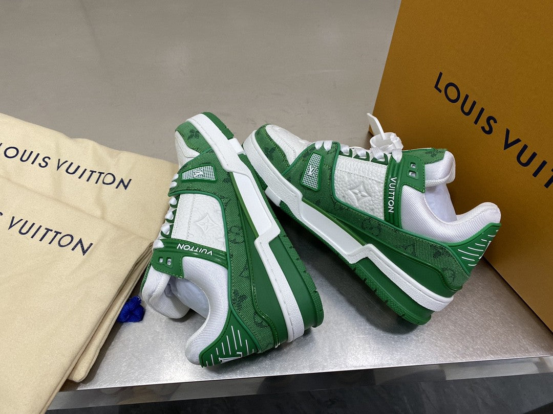 LV Trainer Sneaker 1A9JHV