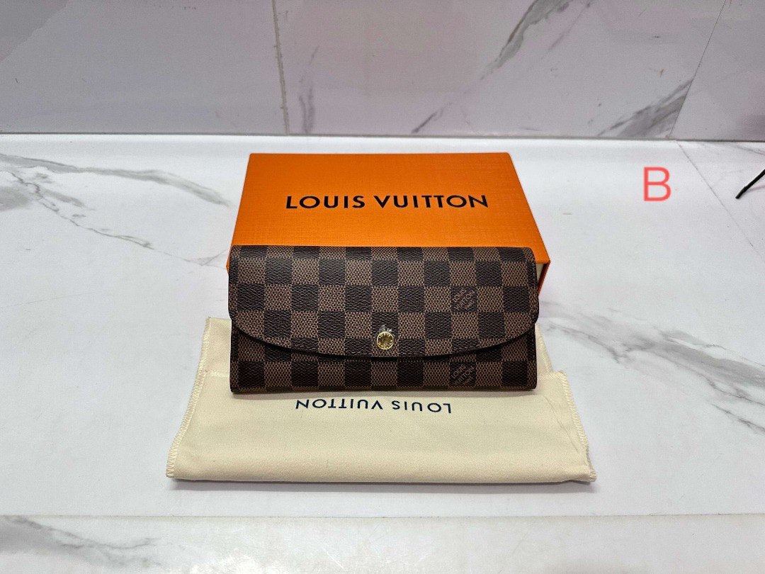 LV EMILIE WALLET M62235