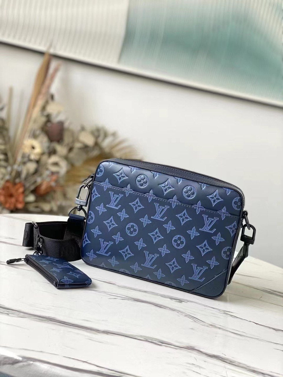 LV Duo Messenger Navy Autures Cuirs M45730